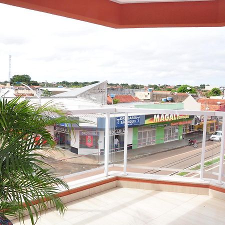 Hotel Sao Miguel Sao Miguel do Araguaia Ngoại thất bức ảnh