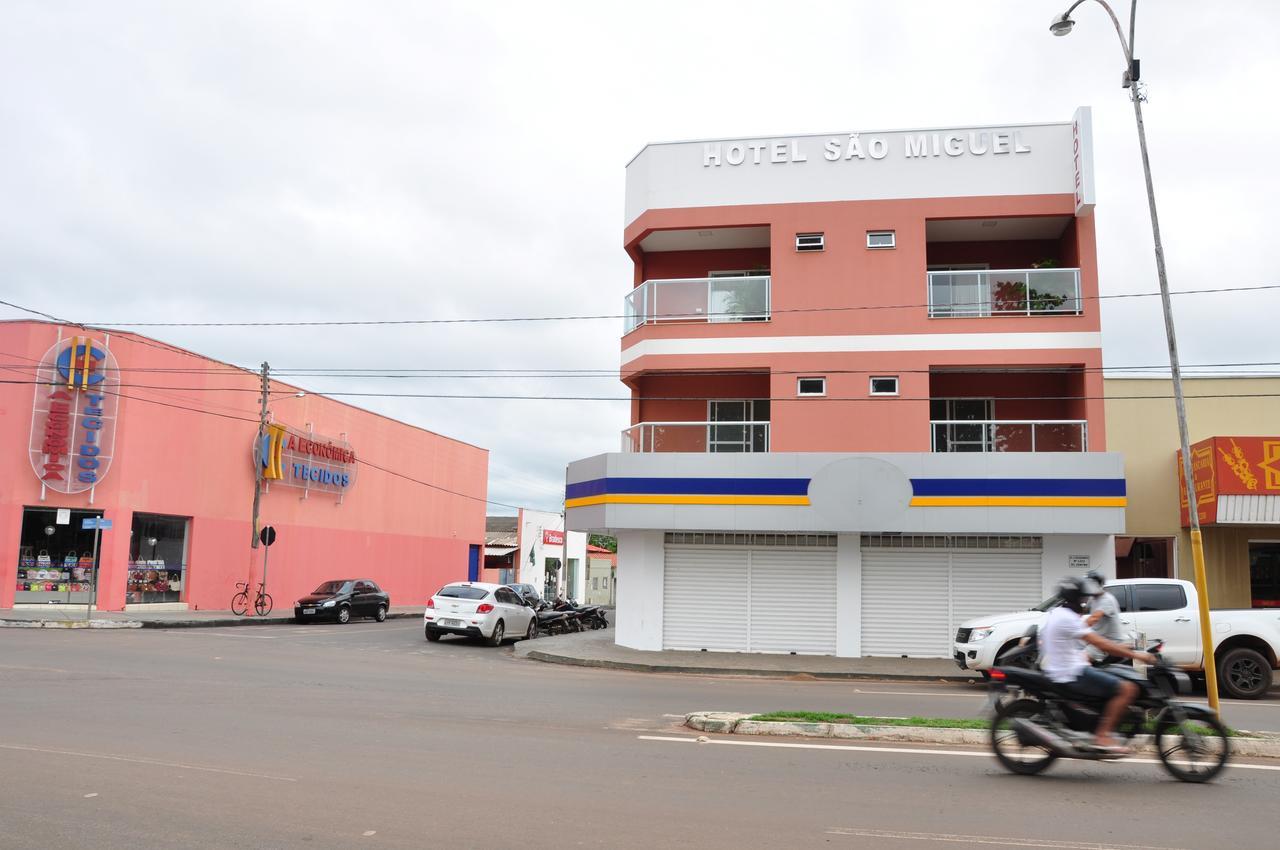 Hotel Sao Miguel Sao Miguel do Araguaia Ngoại thất bức ảnh