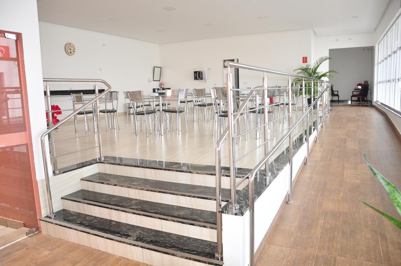 Hotel Sao Miguel Sao Miguel do Araguaia Ngoại thất bức ảnh